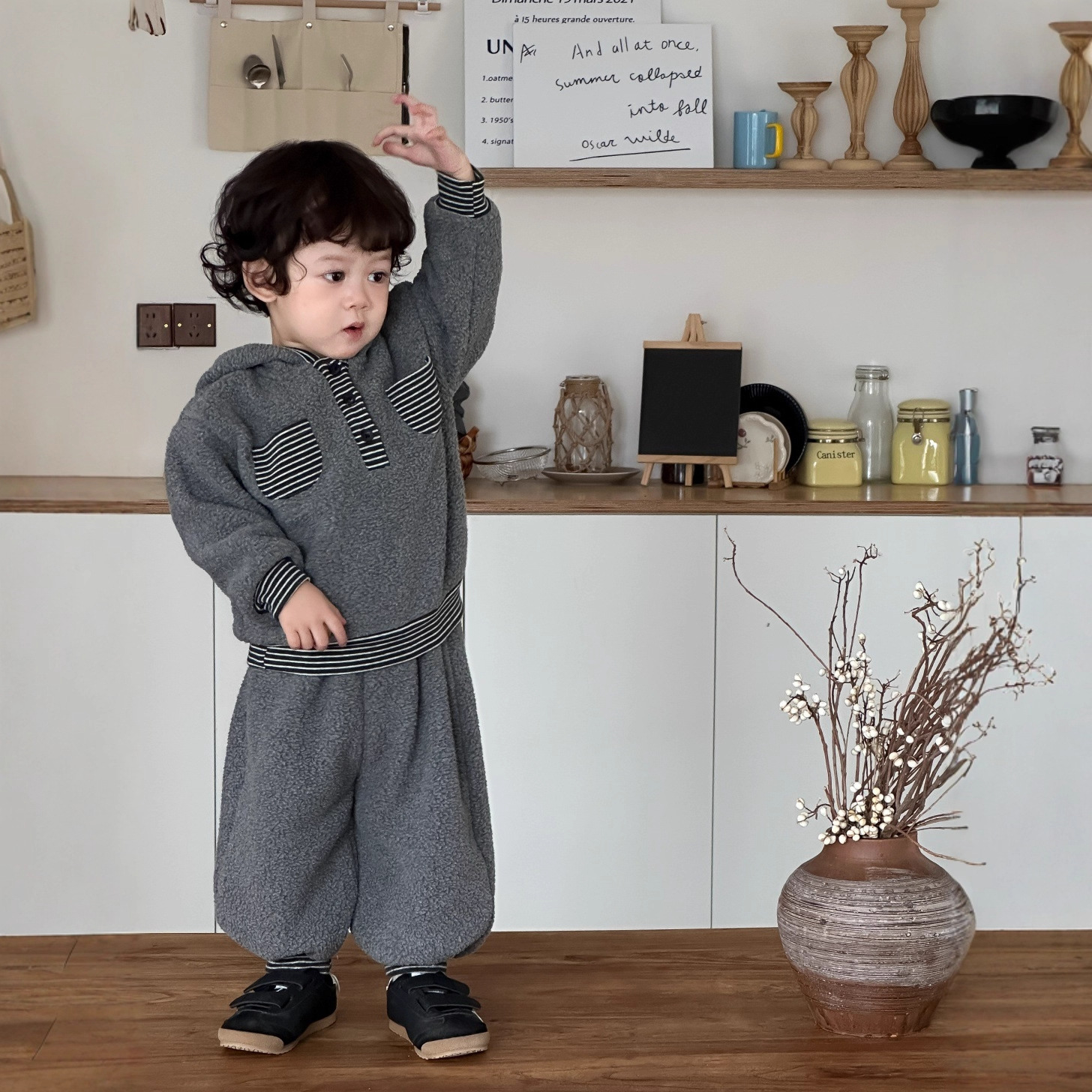 宝宝秋冬衣服2025新款儿童服装韩版童装冬季男童加厚连帽卫衣套装