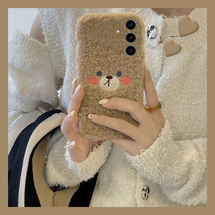 刺绣小熊适用三星s24plus手机壳s23+十s22棕色s21fe可爱s20ultra卡通s10毛毛s9毛绒绒s8硅胶note20galaxy秋冬