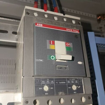 议价塑壳断路器 SACE Tmax 400A 成色如图 功