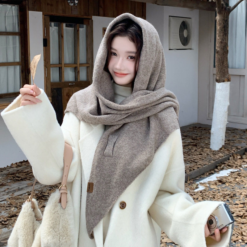 纯色交叉穿洞针织披肩女冬季时尚百搭保暖护颈椎围脖外搭毛线坎肩