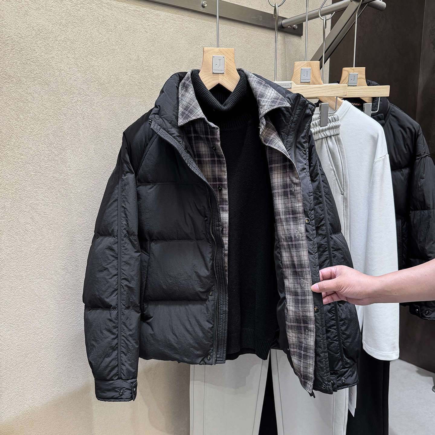 高蓬松外套男士格纹衬衣拼接假两件白鸭绒男士短款羽绒服男款简约