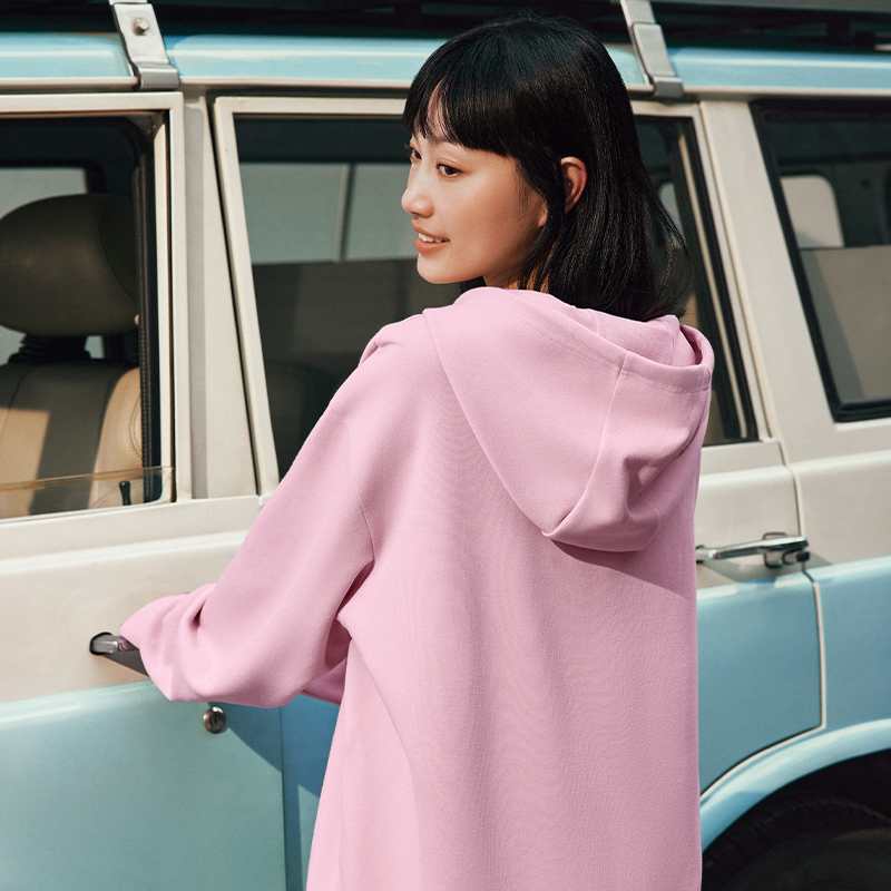 双面针织，柔软舒适，连帽设计，潮流时尚