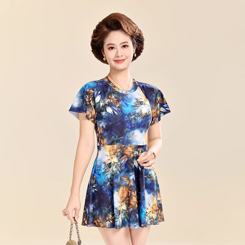 泳衣女2026新款连体爆款高级感遮肚保守泳装妈妈中老年大码泡温泉
