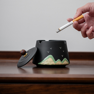 中式创意烟灰缸高端大气上档次家用客厅高级感办公室带盖防飞灰缸