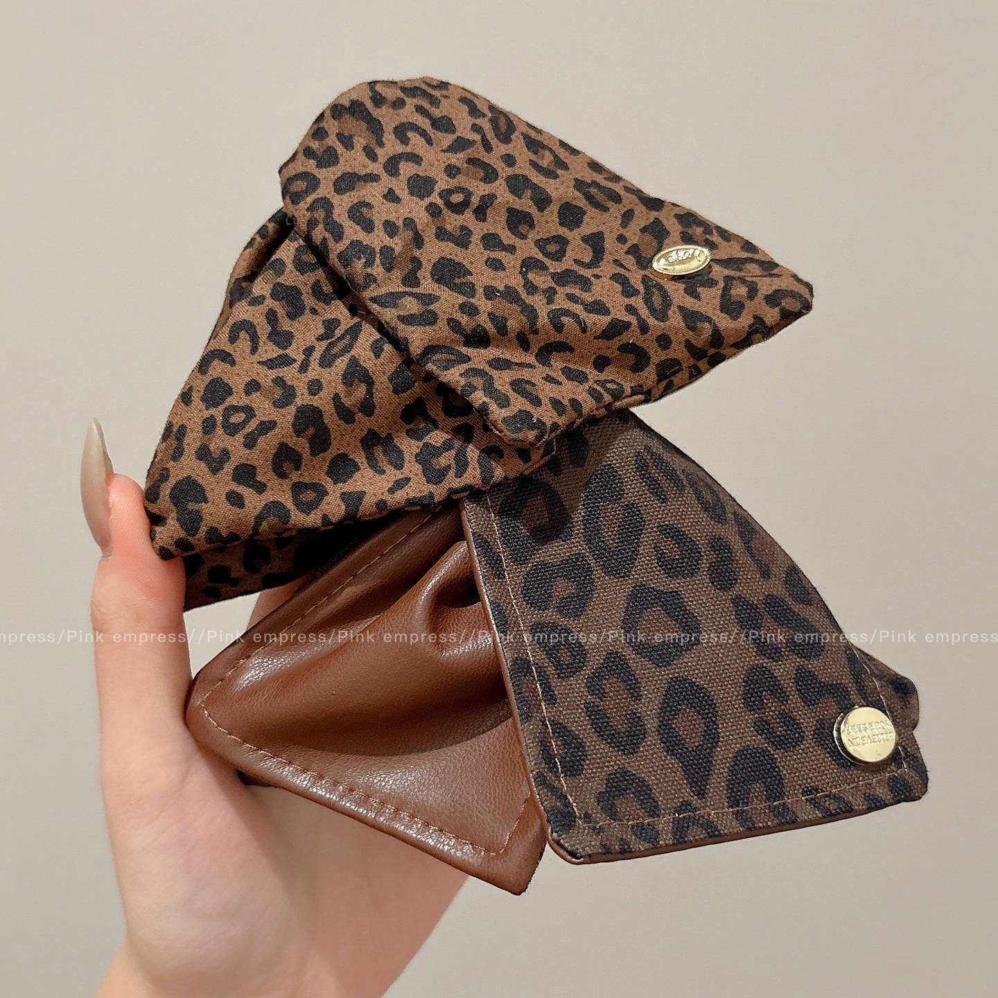 豹纹复古三角抓夹女2025新款感后脑勺盘发鲨鱼夹秋冬发卡发饰