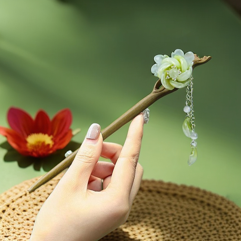 绿檀木古风发簪女花朵气质盘发簪子现代简约新中式马面裙发钗木簪
