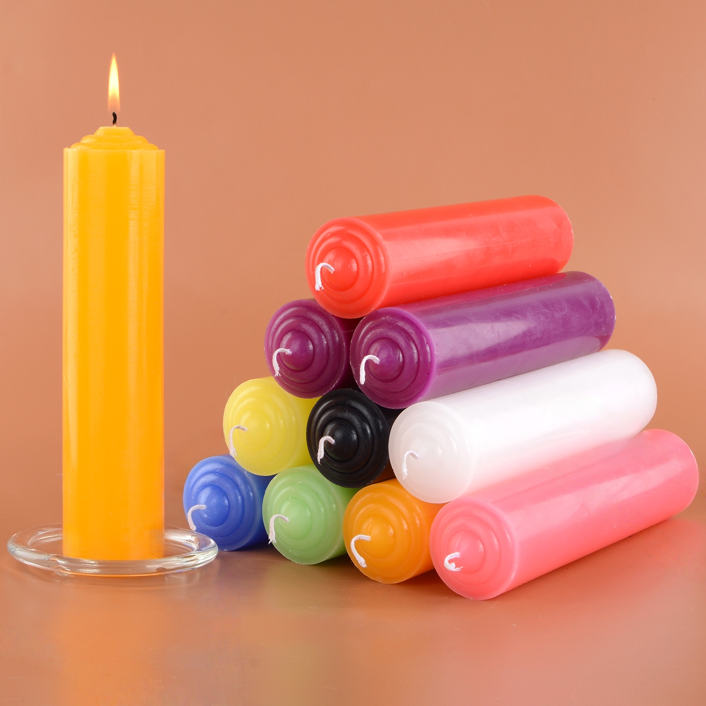 多彩色粗大型号无味家用照明蜡烛