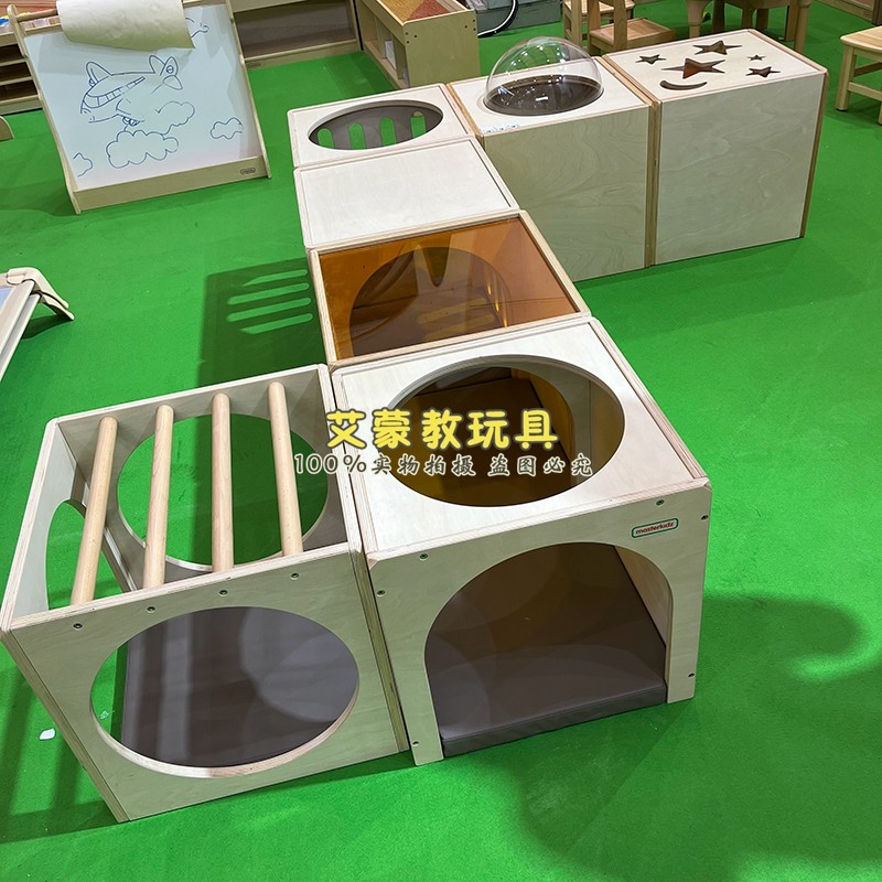 幼儿园软体感统训练儿童触觉钻爬