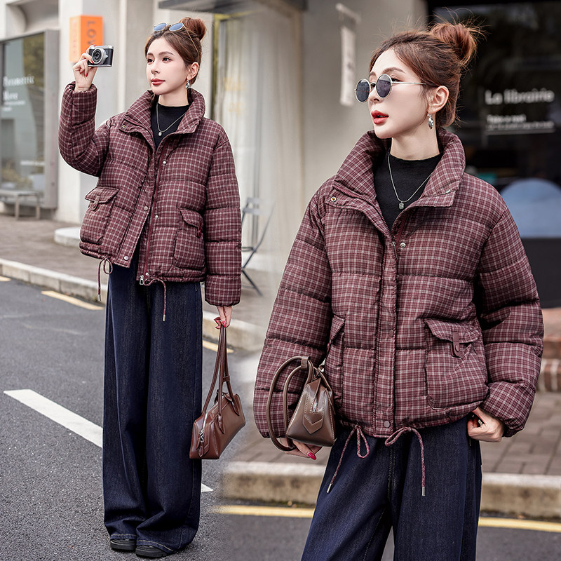 正品雅鹿格子羽绒服女短款韩版宽松立领冬装加绒小个子面包服外套