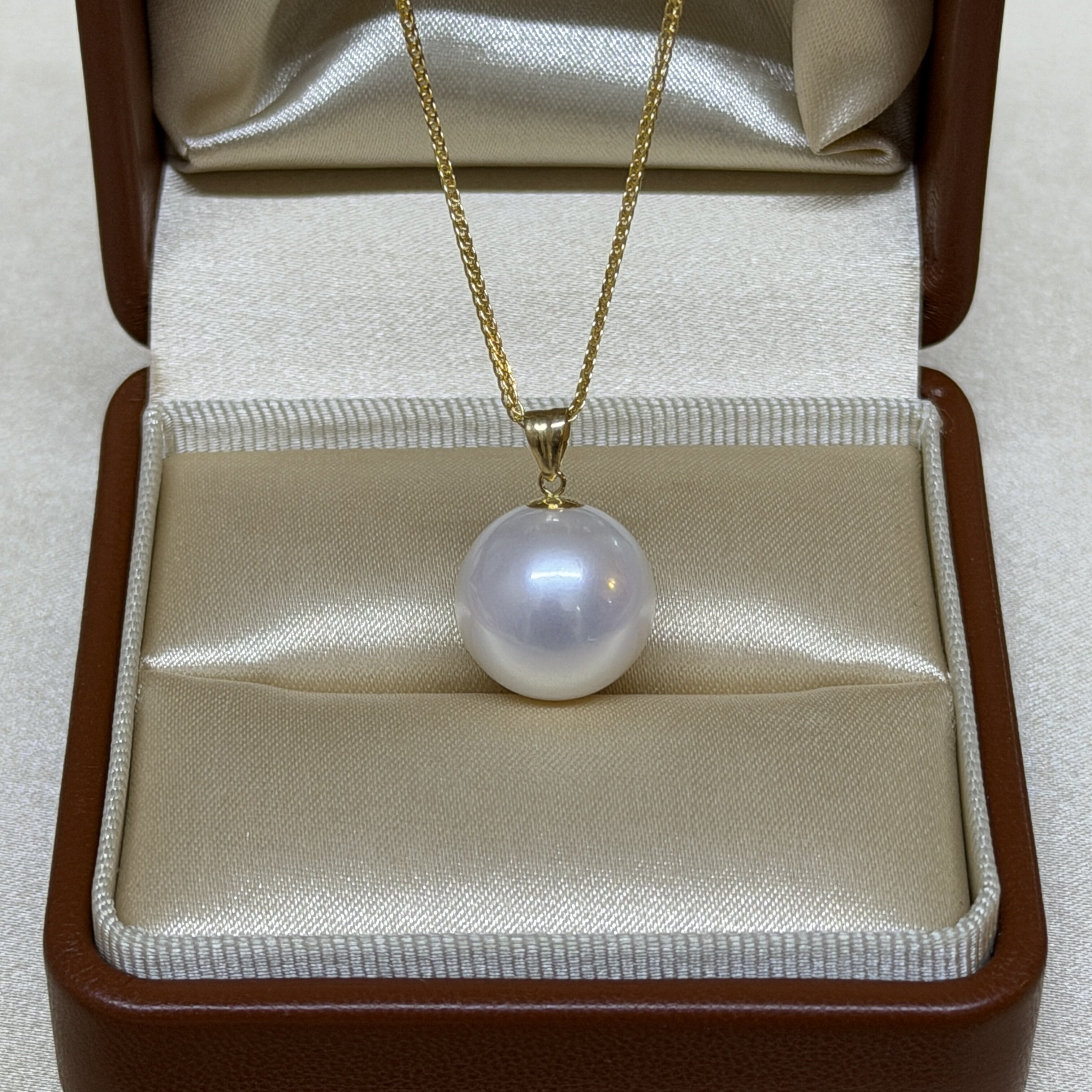 ANGEPERLE/天使之泪淡水珍珠大点位白珠吊坠-送银肖邦链13-14mm