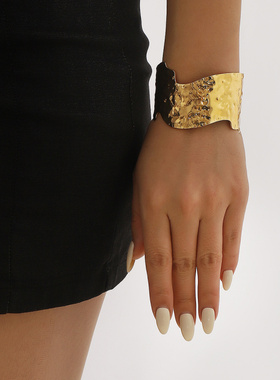 跨境欧美简约几何凹凸宽面手镯时