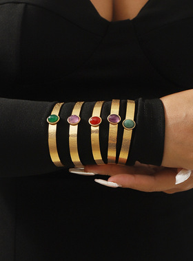 法式小众复古C型开口奢华气质高端手镯 气质纹理大方女式经典手环