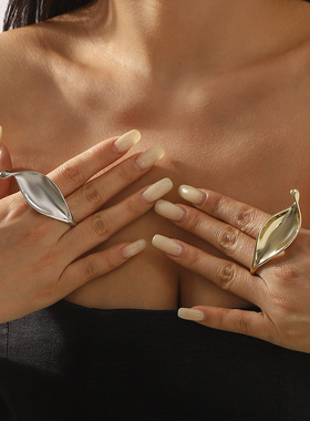 夸张树叶造型戒指小众亮面金属质