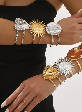 欧美跨境时尚合金爱心几何珍珠手