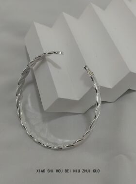 小时候被牛追过!交织在一起纠缠不清 女士百搭简约手腕饰品