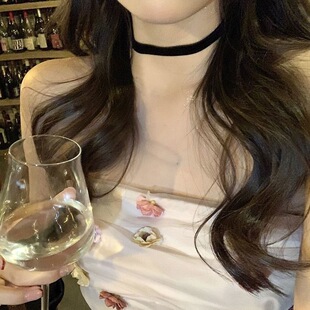 纯欲风黑色丝绒choker小众短款项链颈带项圈简约可叠戴锁骨链女款