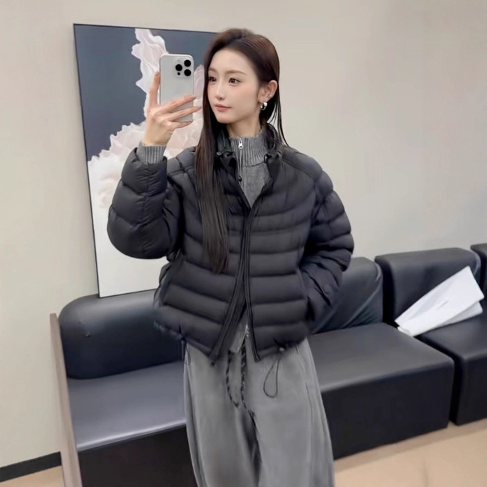 时尚轻薄款排骨羽绒服女冬季