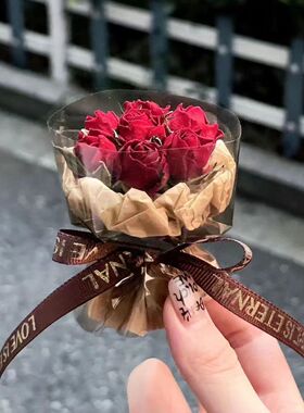 迷你口袋见面小花束玫瑰向日葵永生花仿真花伴手礼盒生日礼物装饰