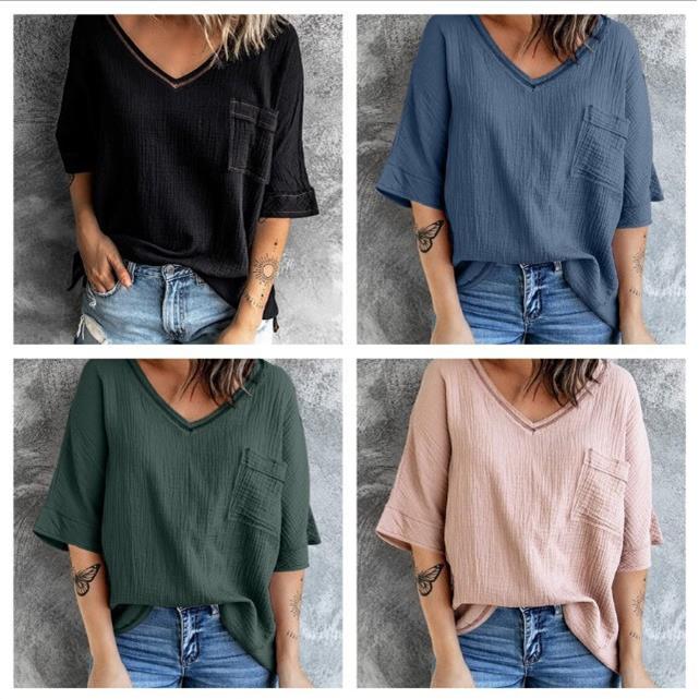 Fashionable pockets middle slits women with and in shirt