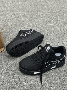 黑色厚底增高百搭板鞋女ins潮2025冬季美式复古网红小众面包鞋子