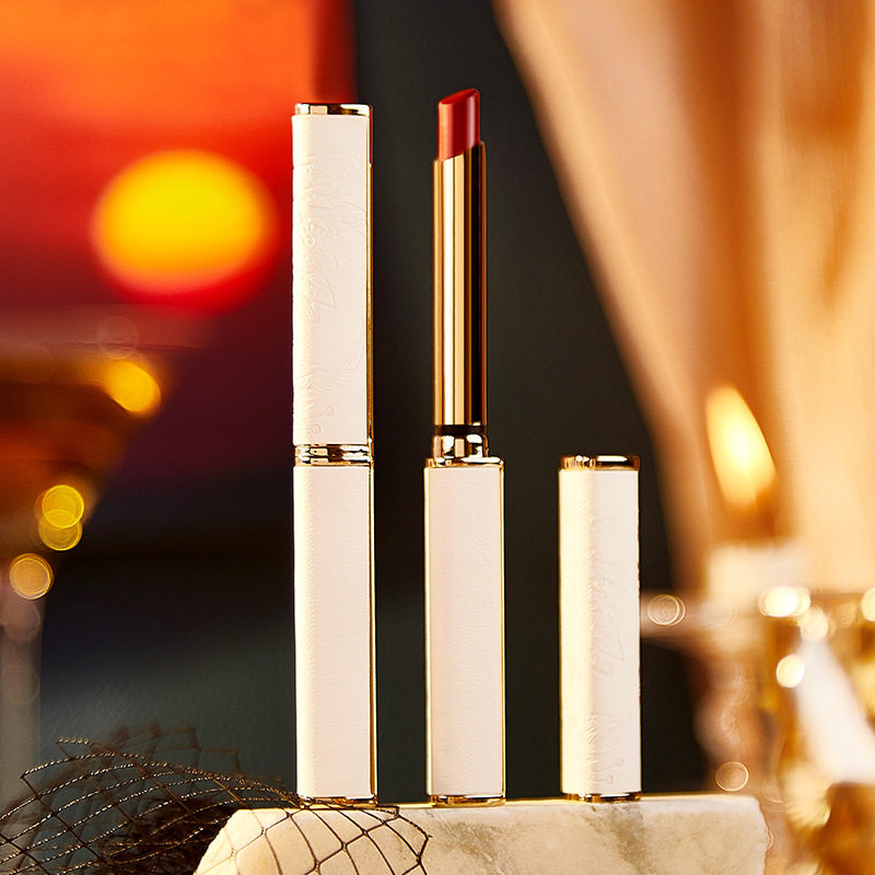 抖音同款尤莉尤拉小细管口红雾面滋润不掉色不沾杯保湿唇膏女