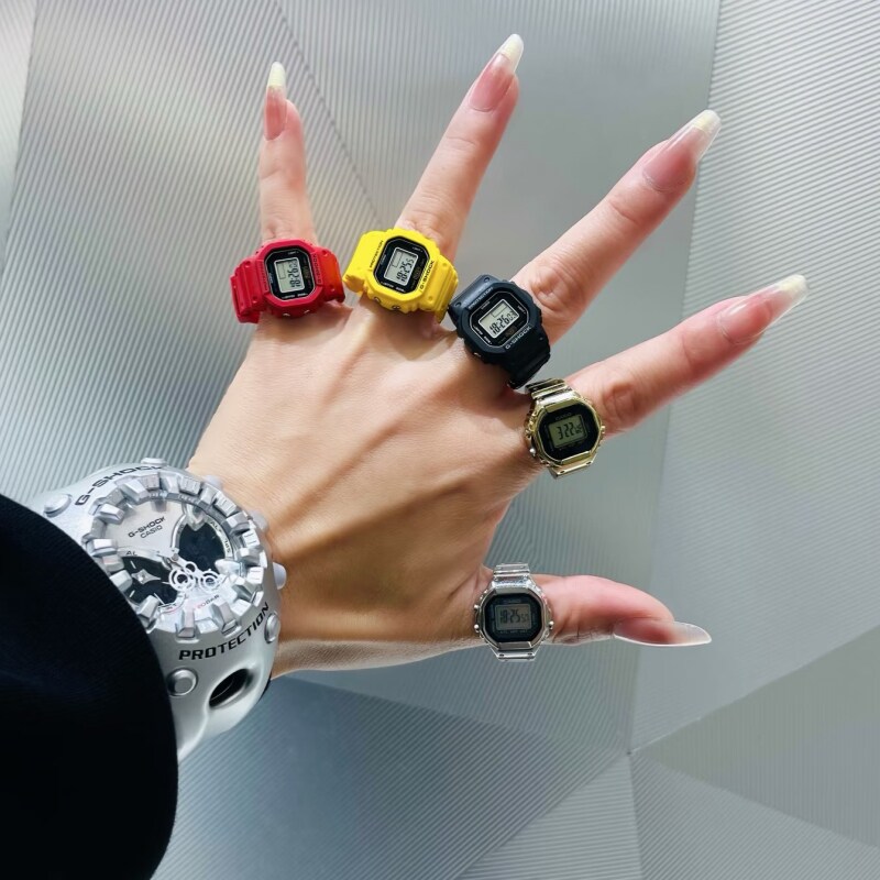 卡西欧G-SHOCK小方块戒指腕表