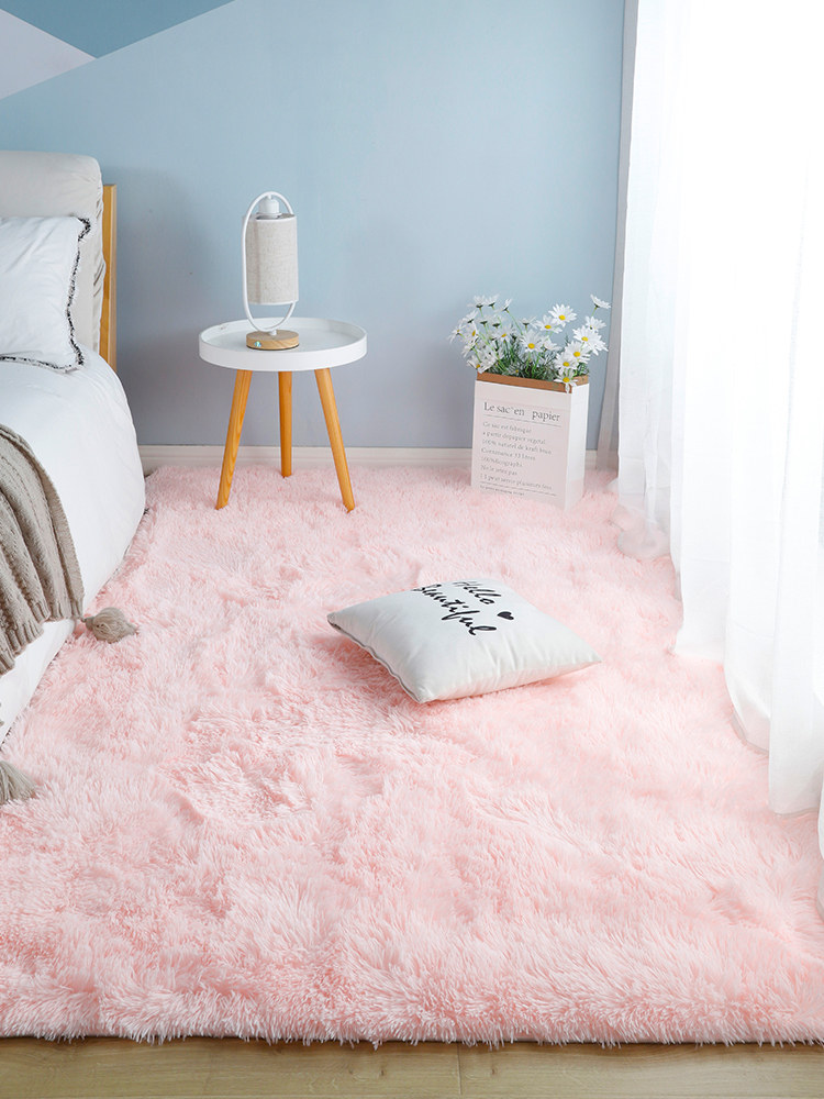 粉红色的长毛绒地毯卧室风格床边毯子可以坐和睡满垫女孩的房间照