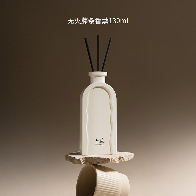 高级持久留香空气清新香薰液摆件