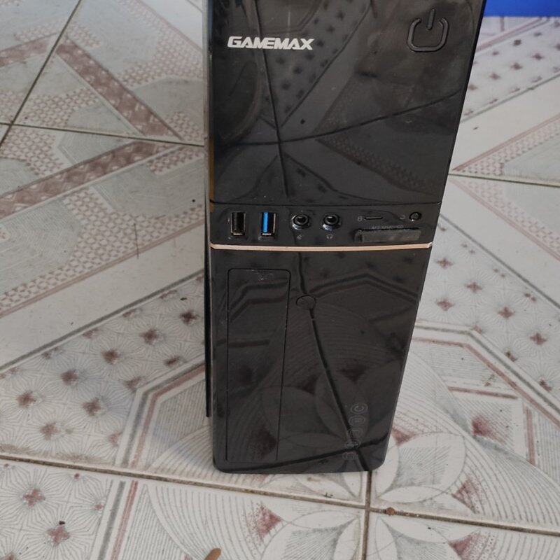 GAMEMAX小精灵台式机，i3-8100四核处理器，不带内（议价）