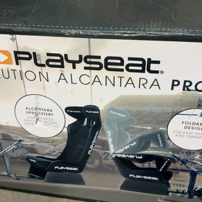 Playseat Pro赛车模拟器座椅赛车游戏座椅，库存新（议价）