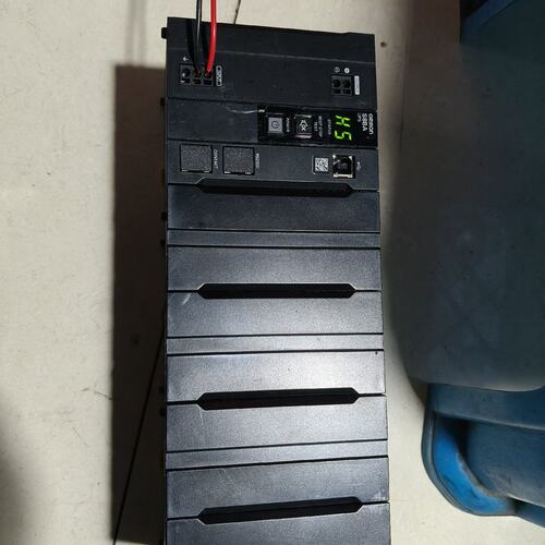 S8BA-24D24D360LF不间断电源，成色几乎全（议价）