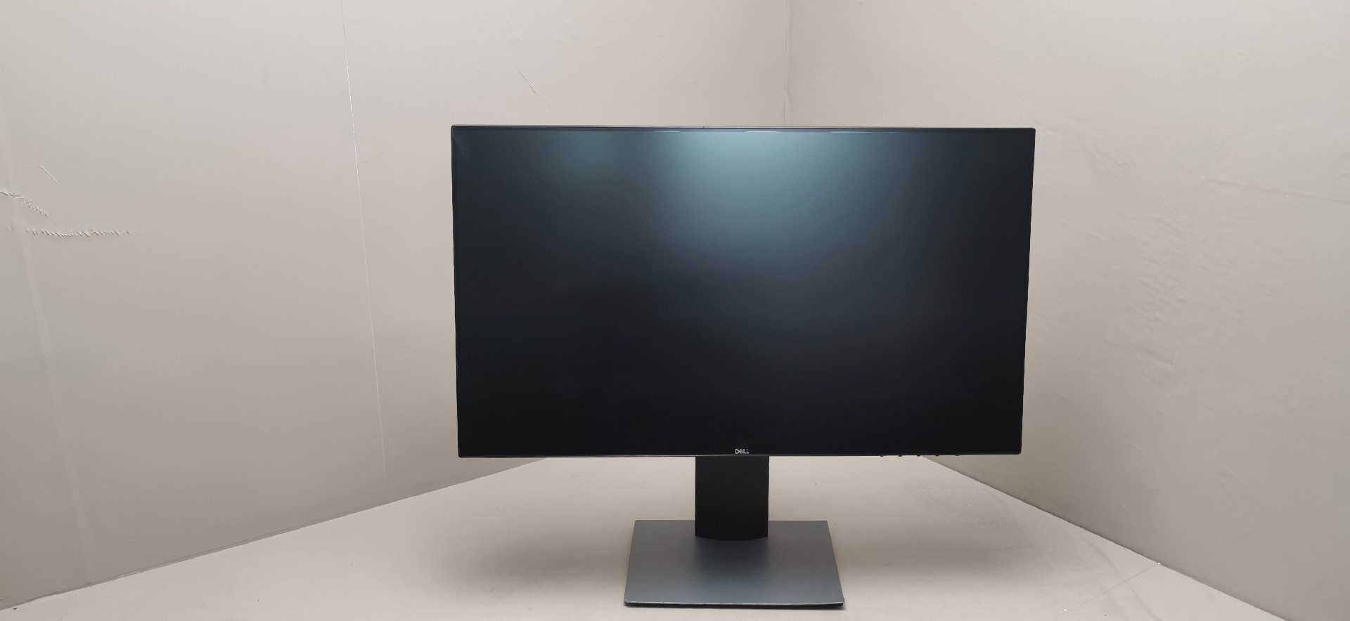 戴尔U系列高端显示器 U2419HS，完美屏幕24英寸1k分辨率，成色新
