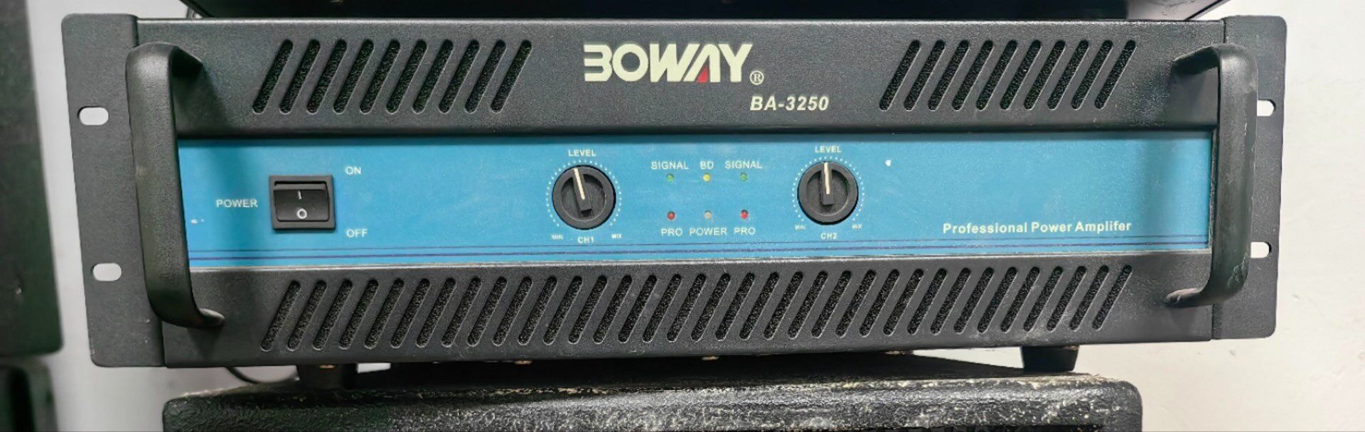 波威BOWAY BA-3250后级功放1声道8个管共16管，输出350瓦，成色新