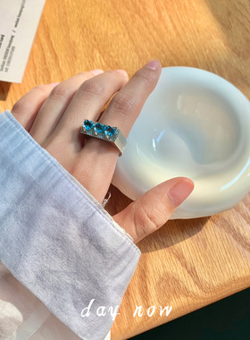 欧美宝石夸张独特蓝色爱心指环