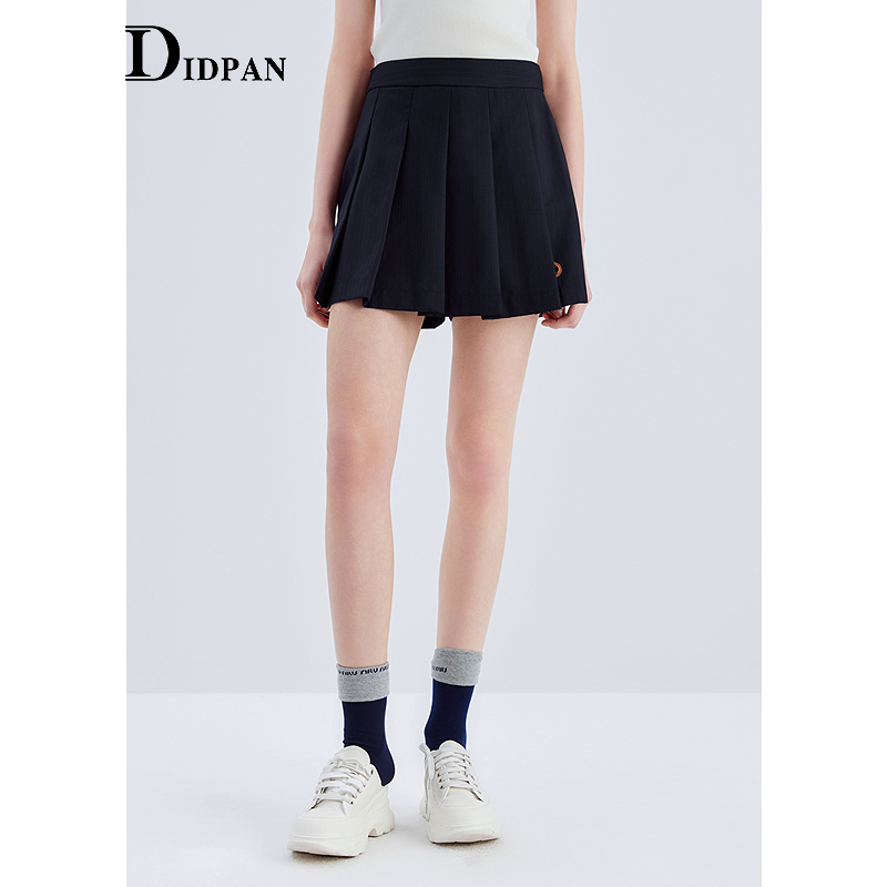 IDPAN女装品牌裙裤2025夏季新款时尚减龄休闲百褶气质通勤短裤