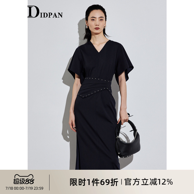 IDPAN女装夏季新款时尚通勤裙摆开衩显瘦V领气质裙子连衣裙女