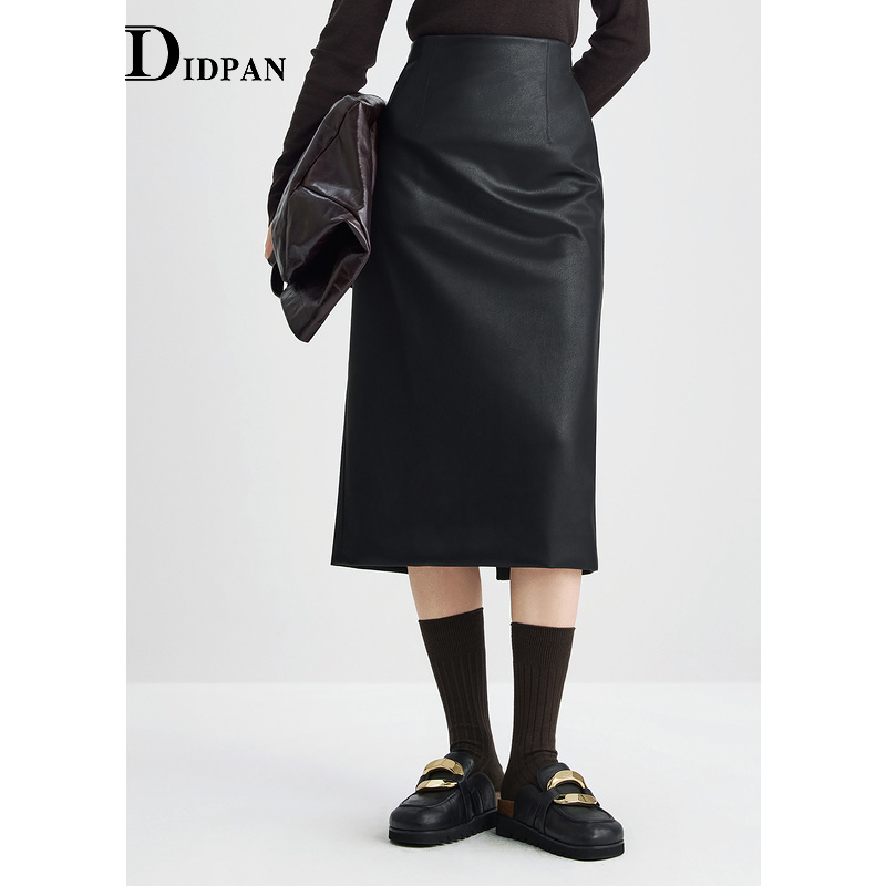 IDPAN皮裙冬季新款时髦百搭精致通勤直筒显瘦垂坠感半身裙女