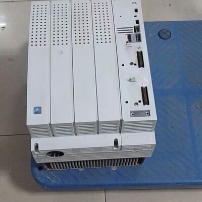E82EV303K4B241伦茨30KW专用变频器 LENZ