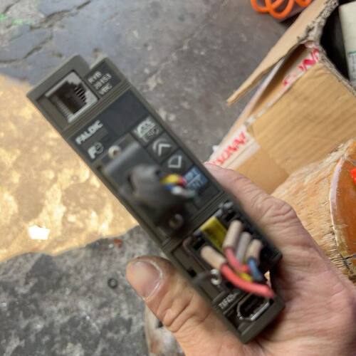 伺服驱动器RYB201S3-VBC 轻微使用痕迹 功能完