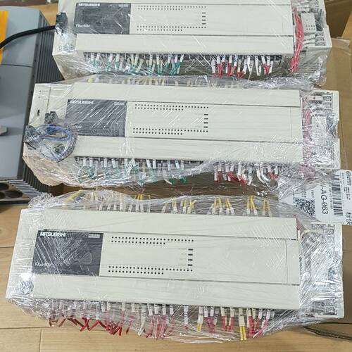 plC   FX3U-80MT/ES-A加Fx2N-8E