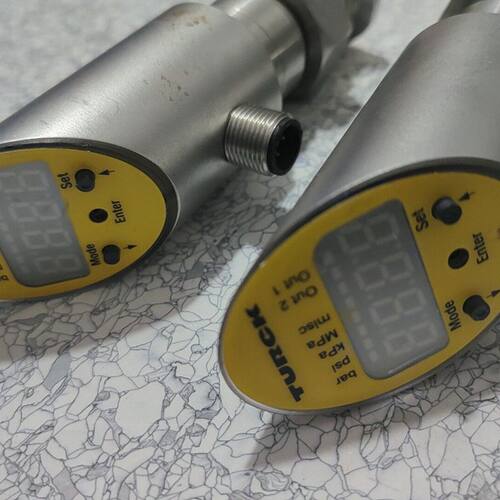 TURCK图尔克压力传感器PS01VR-504-2UPN8X