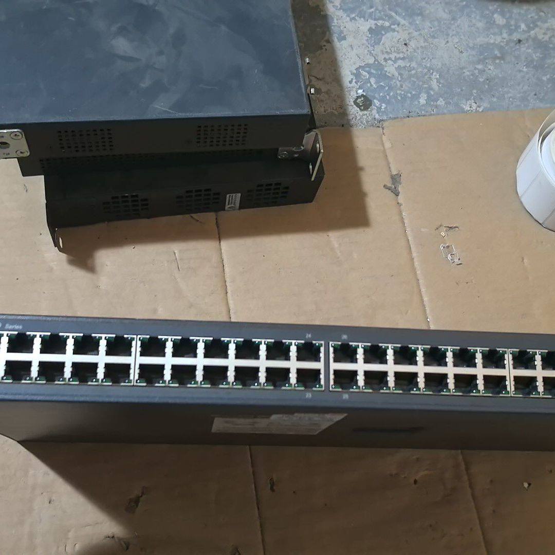 S3100-52TP-SI 交换机 48口百兆电口+