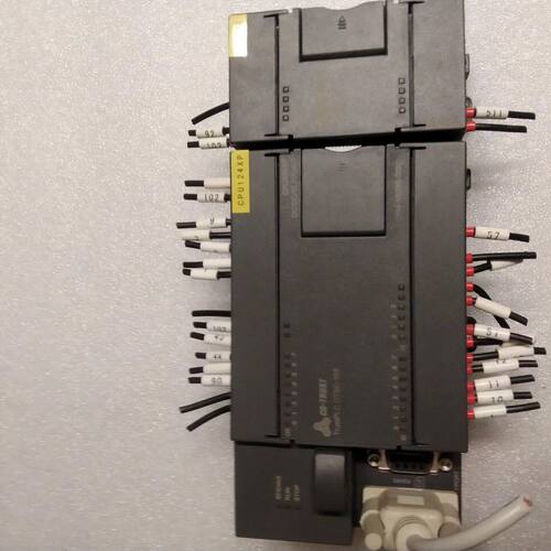 合信CPU124XP十扩展EM132型号CTSC一100 1