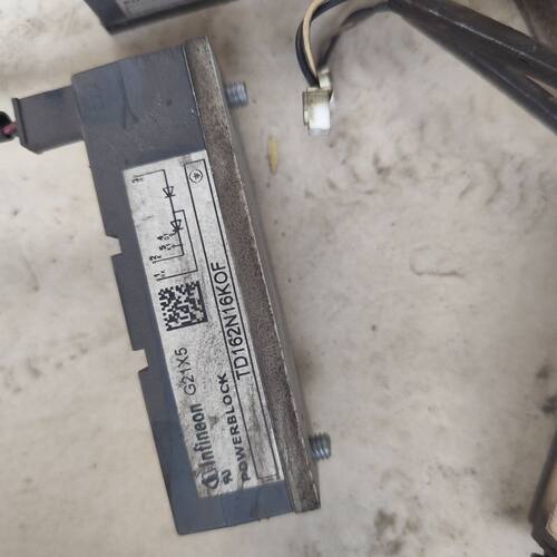 英飞凌拆机可控硅模块TD162N16KOF Powerb