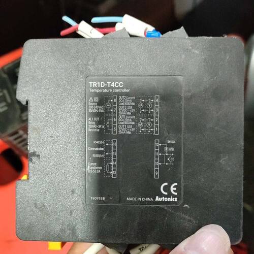 奥托尼克斯温度控制器TR1D-T4CC 拆机件 实物拍摄。1