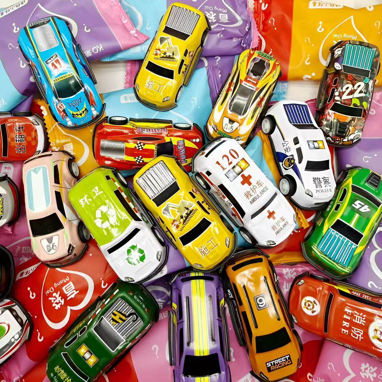 儿童回力车盲袋赛车合金男孩宝宝玩具车迷你惯性幼儿园小汽车礼品,模玩/动漫/周边/娃圈三坑/桌游,盒蛋/扭蛋/联名摆件,淘宝优惠券,粉丝福利购,淘宝优惠卷