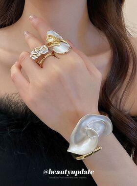 欧美小众设计立体层次感金属喇叭