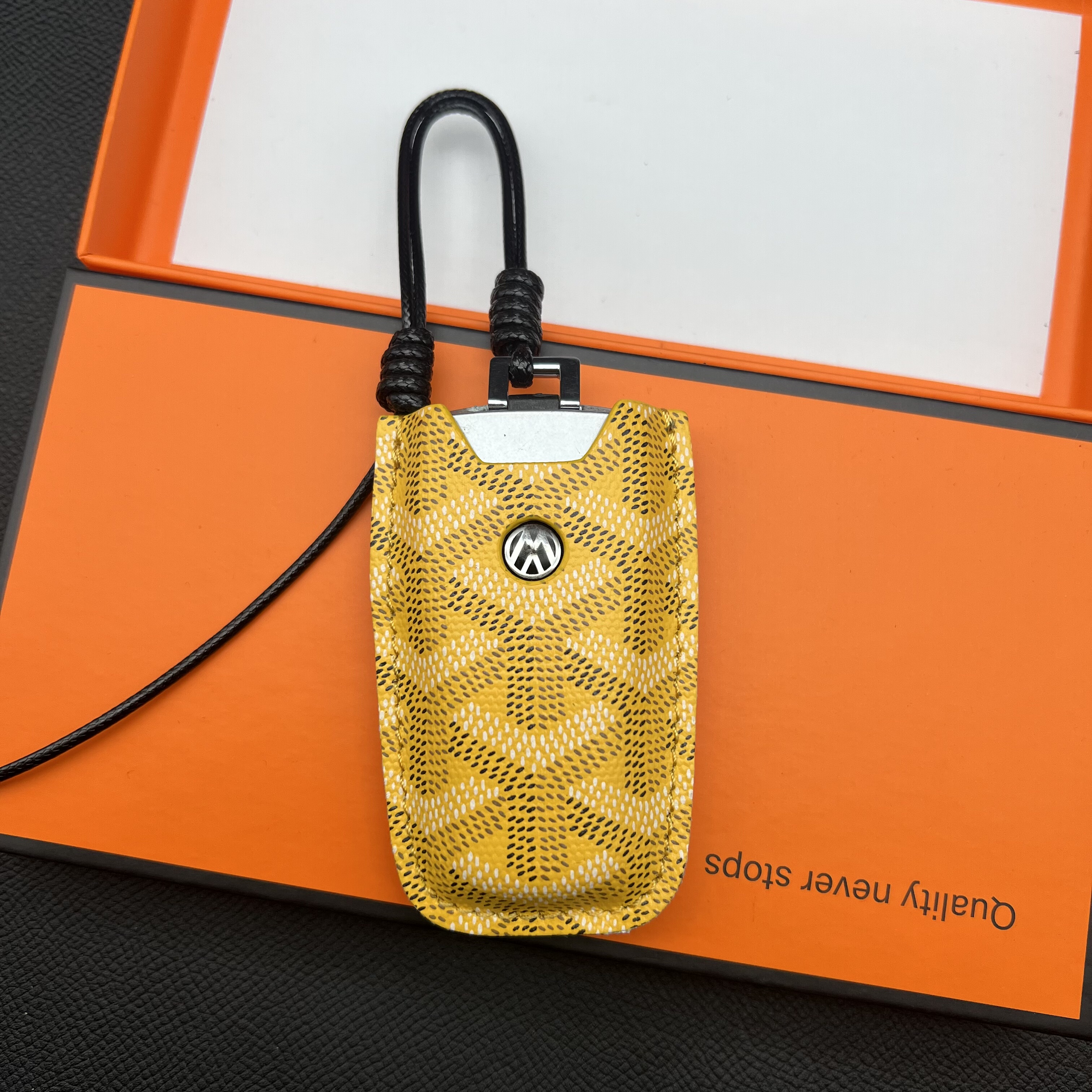 大众迈腾b7钥匙套老款CC一键启动12/13/15款17款汽车专用男女扣壳