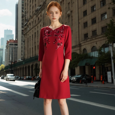 【六礼】精选品牌女装高端时尚气质百搭深红色连衣裙A1-16061