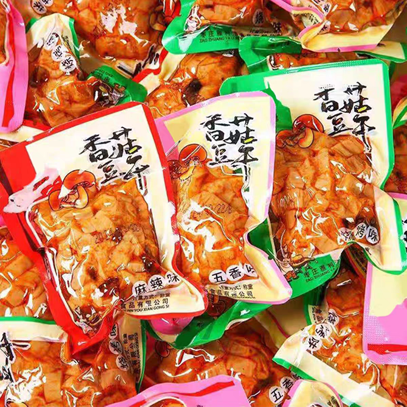 香菇豆干豆腐干即食办公室休闲辣条小吃解馋小包装零食品整箱批发